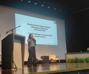 Pesquisadora do IPIE participa de Fórum Estadual do Esporte do Rio Grande do Sul