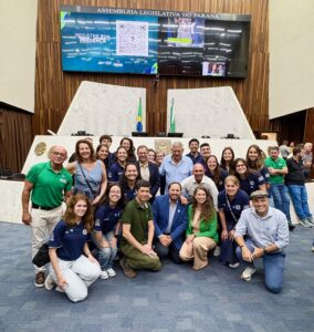 IPIE participa de sessão solene de entrega do Plano Decenal do Esporte Paranaense na Assembleia Legislativa