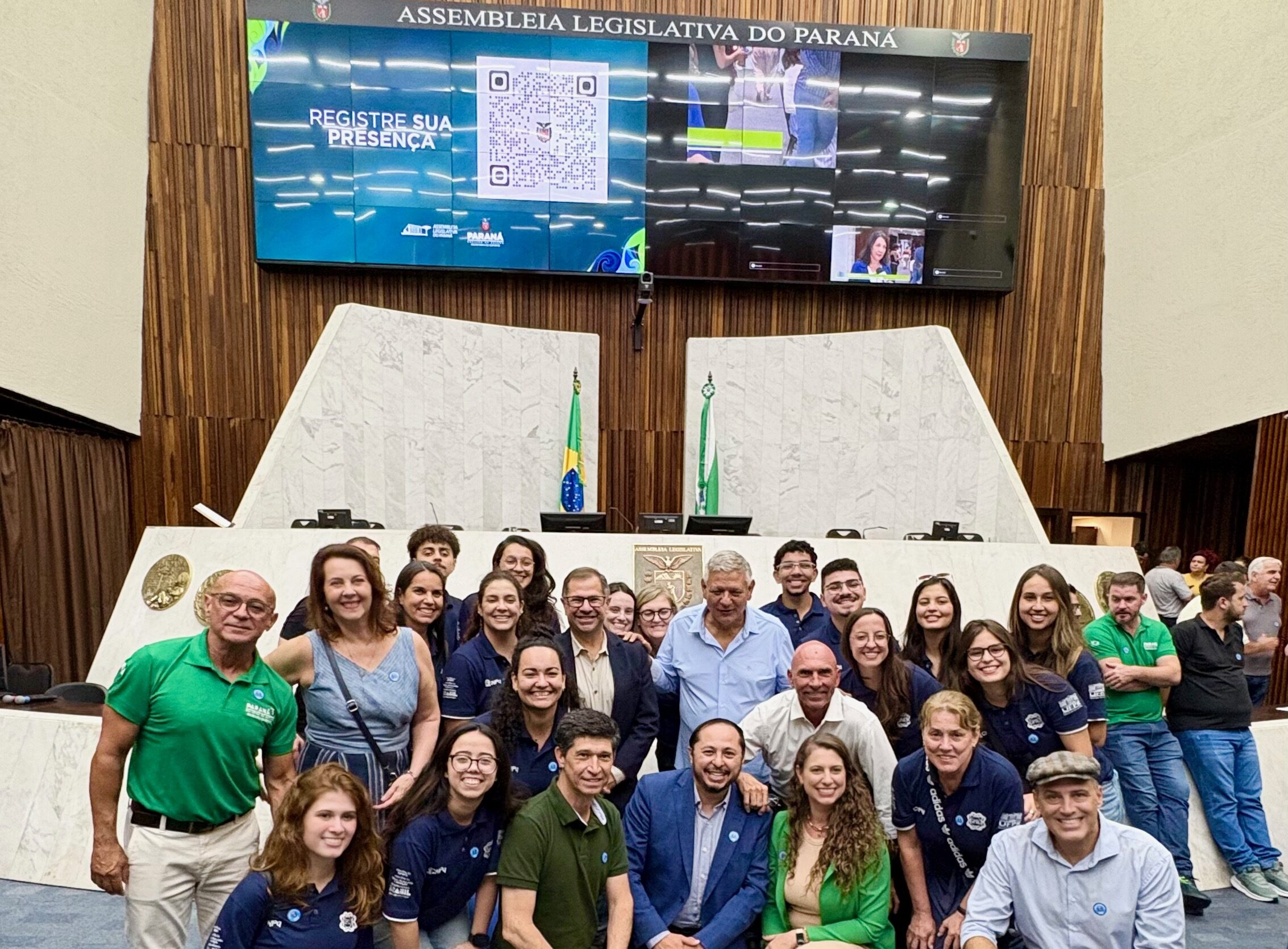 IPIE participa de sessão solene de entrega do Plano Decenal do Esporte Paranaense na Assembleia Legislativa